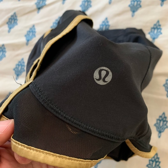 EUC Lululemon Super Squad Shorts - Picture 10 of 15